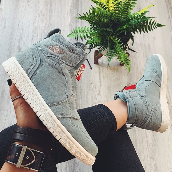 Nike air jordan 1 high sneakers - Picture 3 of 8